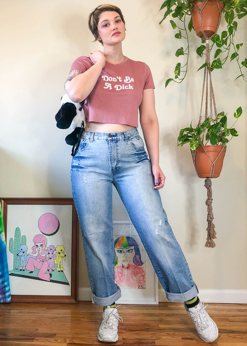 Jeans mom cea 2025