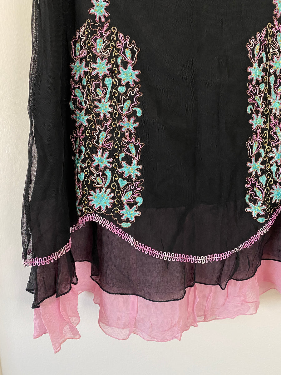 Layered Floral Embroidered Skirt - L – Isabel Hendrix