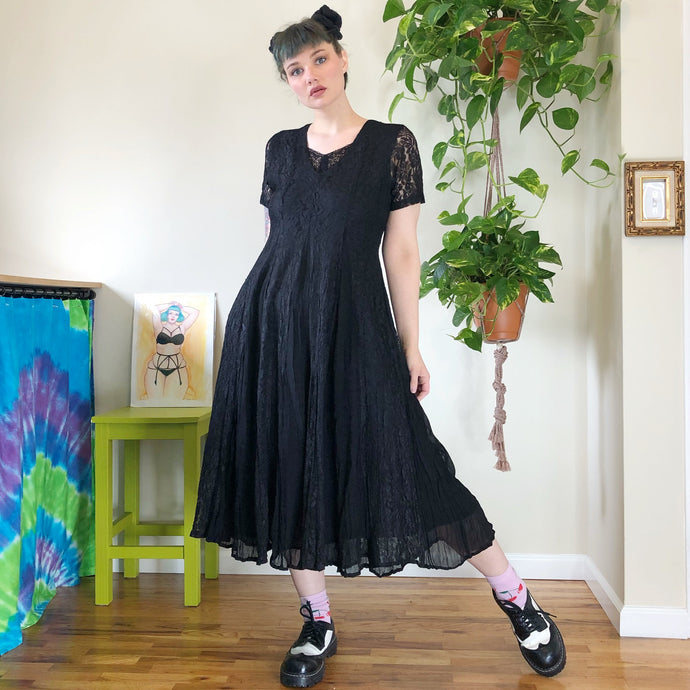 Vintage Black Lace Maxi Dress - L/XL