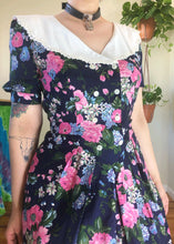 Vintage Floral Collared Mini Dress - M/L